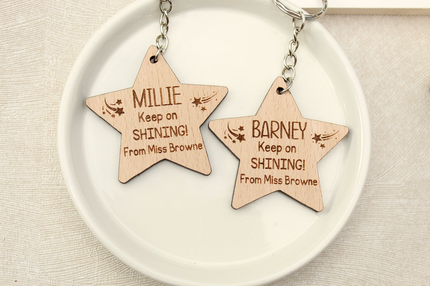 Keep On Shining / School Leaver Class of 2025 Star / Teacher Pupil Gift / Personalised Name Wooden Keyring / End of Term Gift / Gift From Teachers