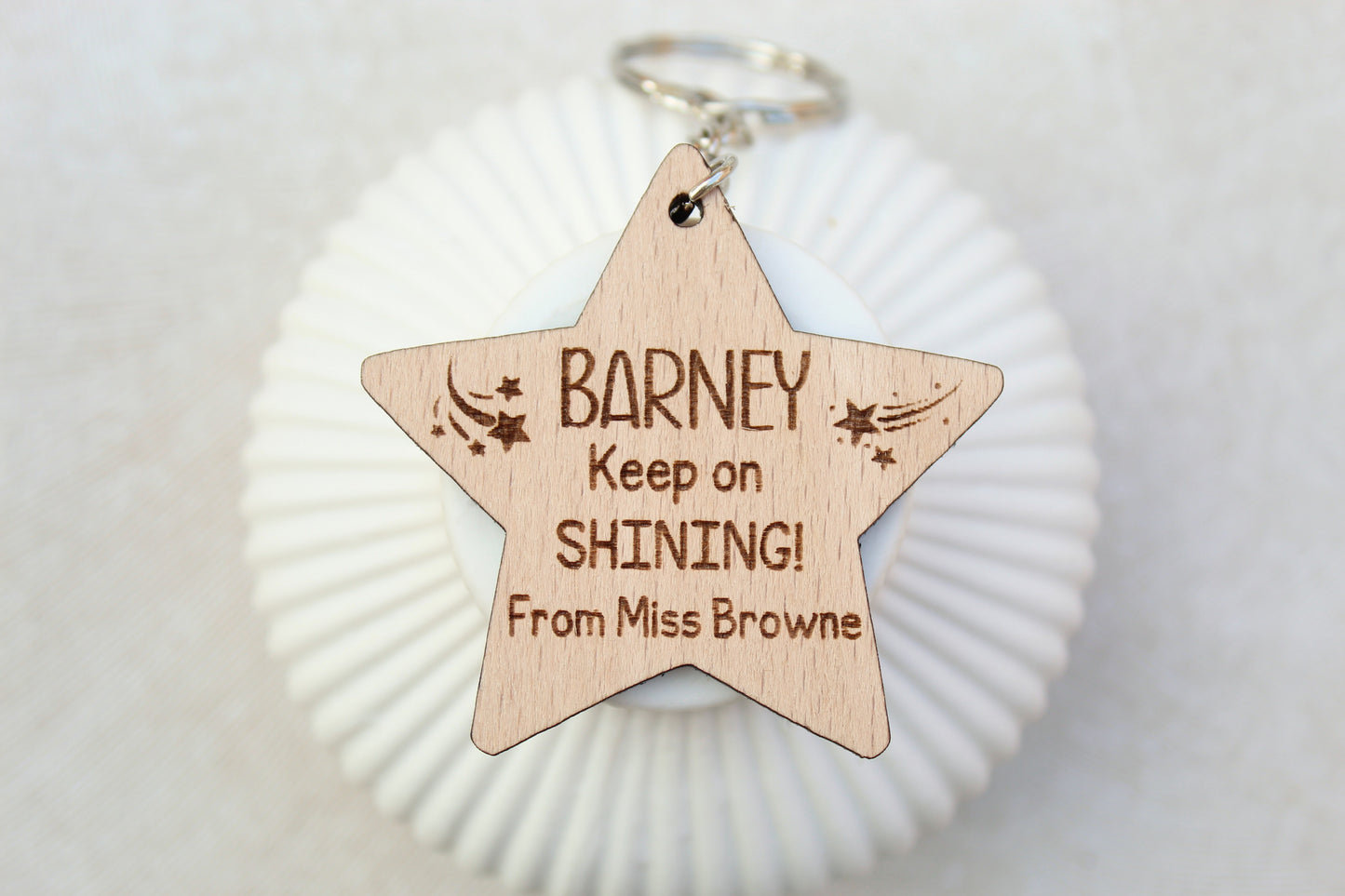Keep On Shining / School Leaver Class of 2025 Star / Teacher Pupil Gift / Personalised Name Wooden Keyring / End of Term Gift / Gift From Teachers