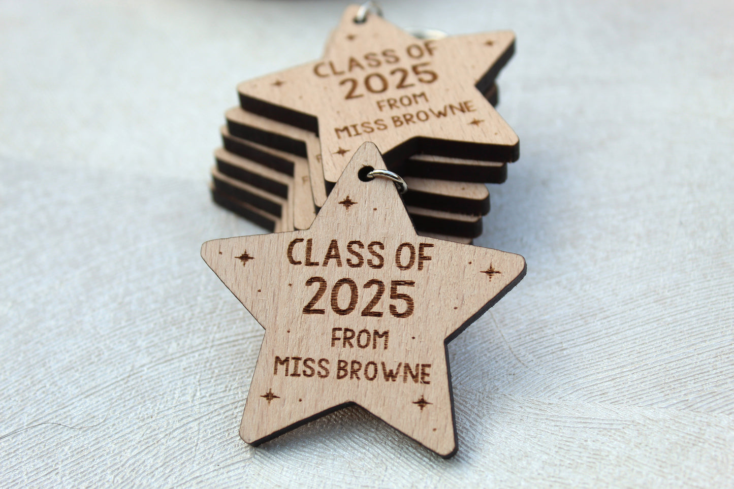 Class of 2025 / School Leaver Class of 2025 Star / Teacher Pupil Gift / Personalised Name Wooden Keyring / End of Term Gift / Gift From Teachers