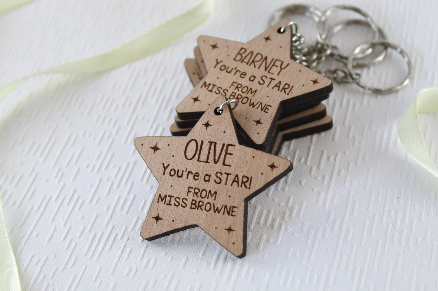 School Leaver Class of 2025 Star / Teacher Pupil Gift / Personalised Name Wooden Keyring / End of Term Gift / Gift From Teachers